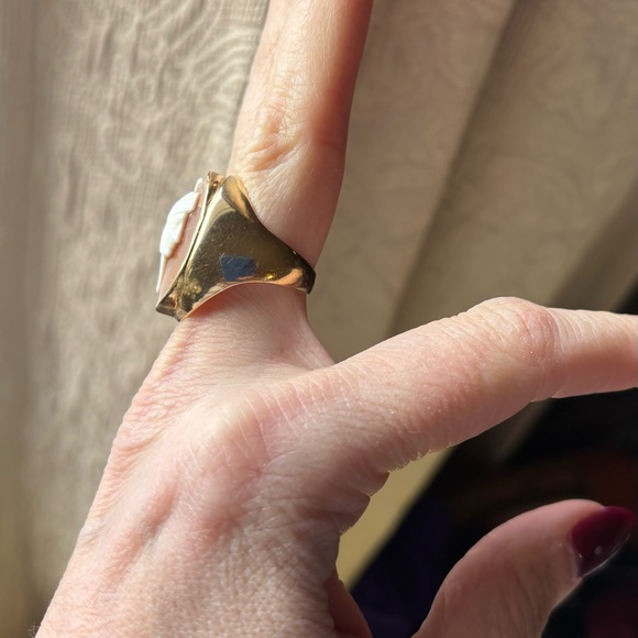 14K Gold Cameo Ring Carved Shell Athena or Roman Soldier size 7.25 - Picture 4 of 16
